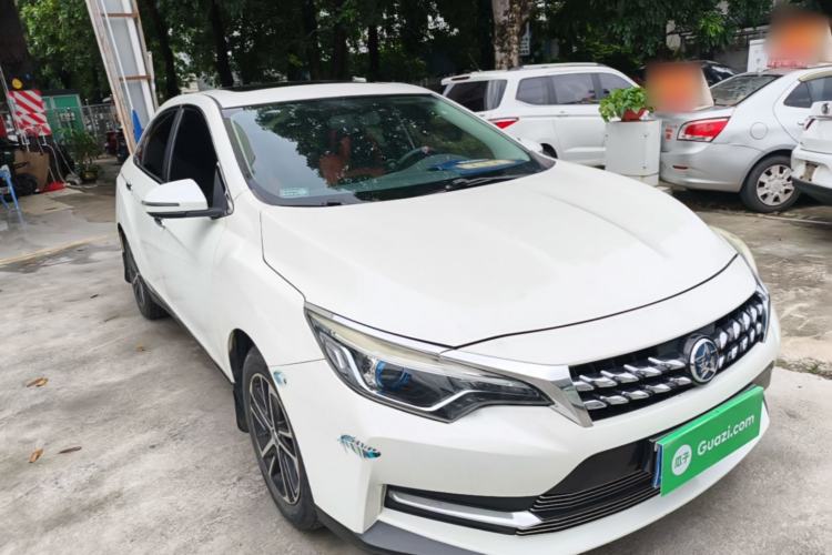 Used Venucia D60 2018 1.6L CVT Smart Connect Elite Edition Exterior 1