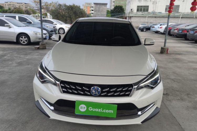 Used Venucia D60 2018 1.6L CVT Smart Connect Elite Edition Exterior 1