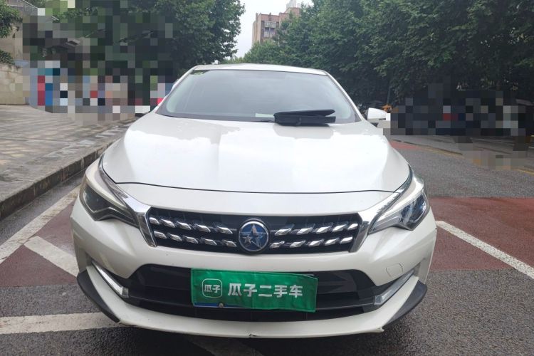 Used Venucia D60 2018 1.6L CVT Smart Connect Elite Edition Front