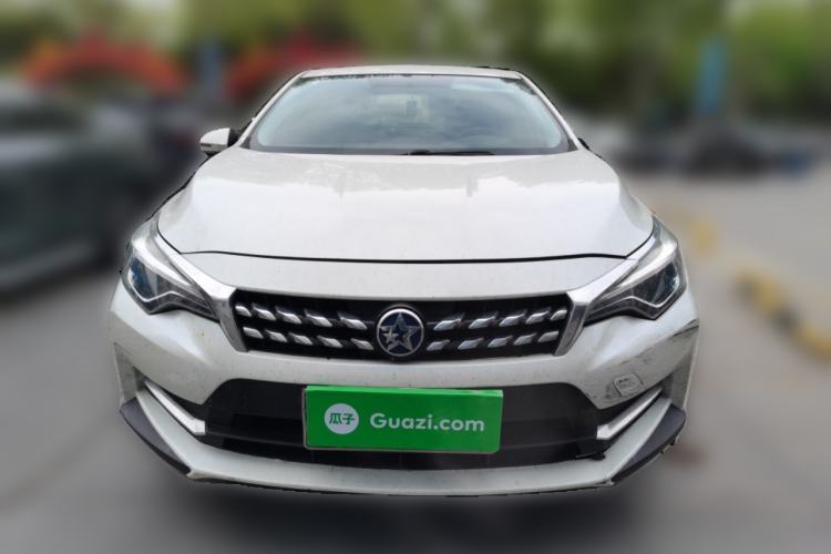 Used Venucia D60 2018 1.6L CVT Smart Connect Elite Edition Front