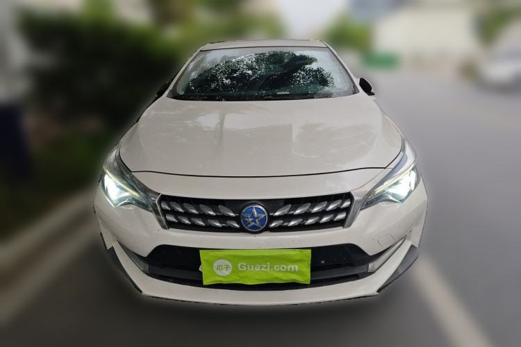 Used Venucia D60 2018 1.6L CVT Smart Connect Elite Edition Front