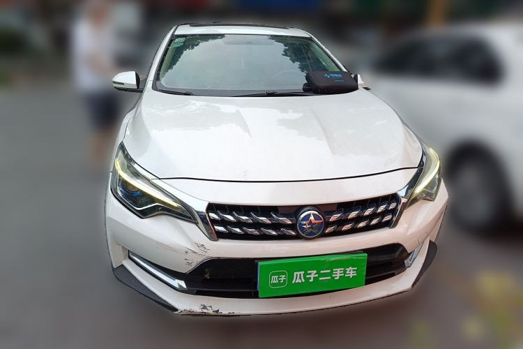 Used Venucia D60 2018 1.6L CVT Smart Connect Luxury Edition Front