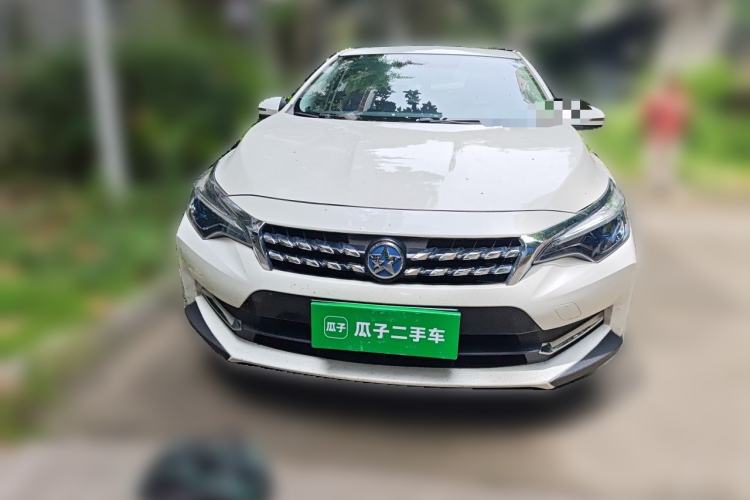 Used Venucia D60 2018 1.6L Manual Smart Connect Elite Edition Front
