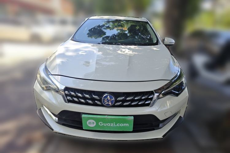 Used Venucia D60 2018 1.6L CVT Smart Connect Elite Edition Front
