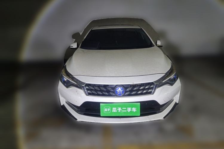 Used Venucia D60 2018 1.6L Manual Smart Connect Elite Edition Front