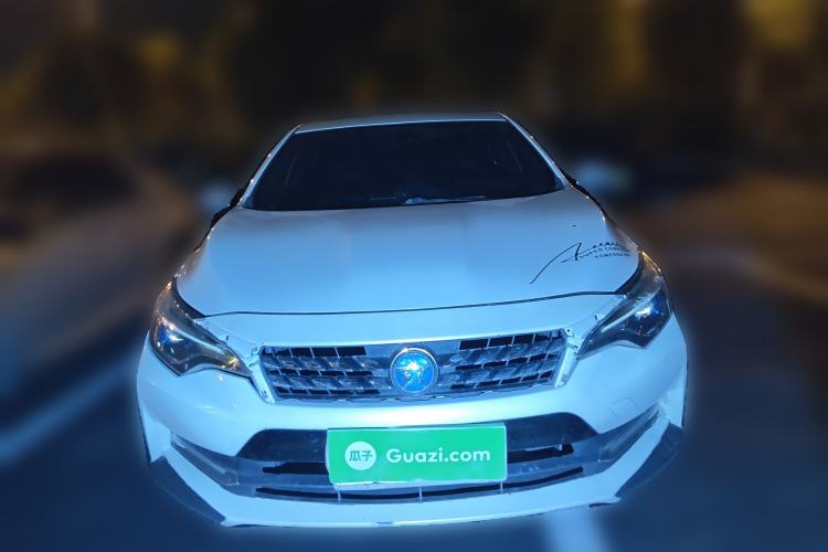 Used Venucia D60 2018 1.6L CVT Smart Connect Elite Edition Front