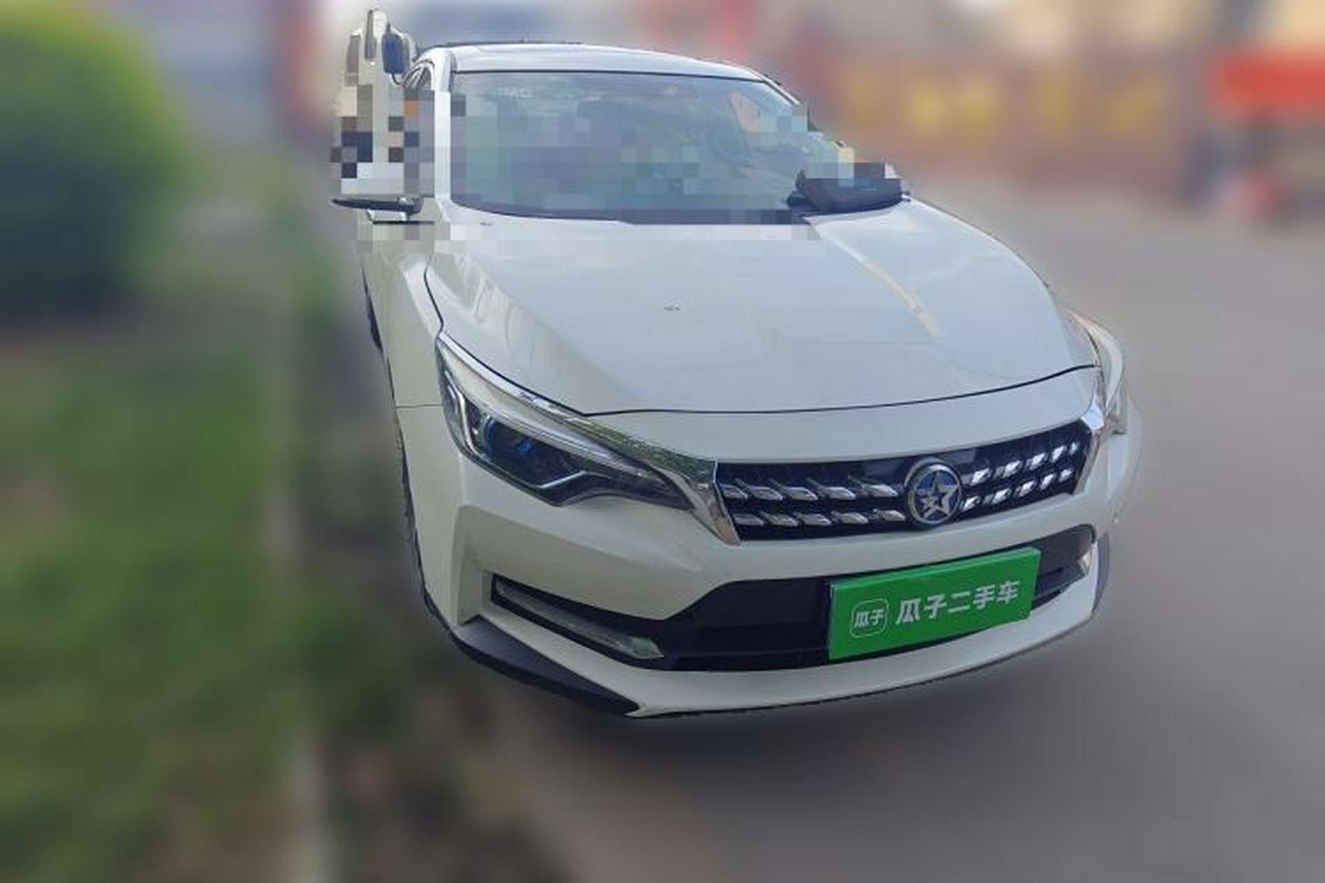 Used Venucia D60 2018 1.6L Manual Smart Connect Elite Edition Front Right 45 Deg