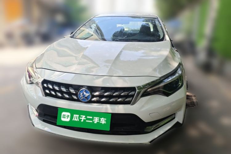 Used Venucia D60 2018 1.6L CVT Smart Connect Elite Edition Front