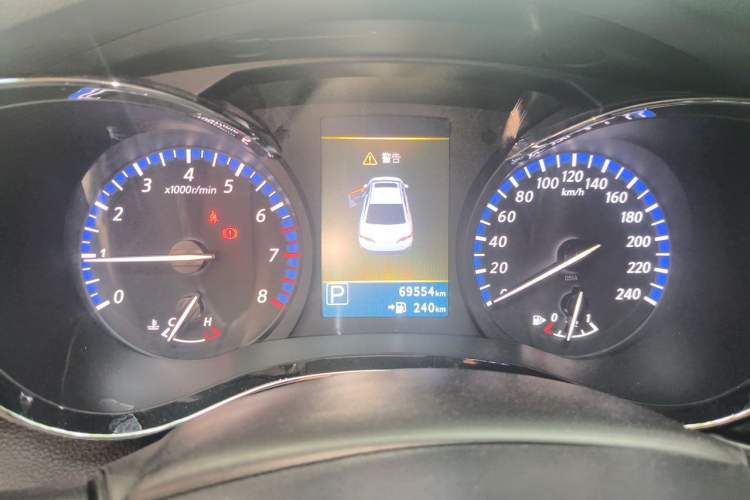 Used Venucia D60 2018 1.6L CVT Smart Connect Elite Edition Instrument Cluster