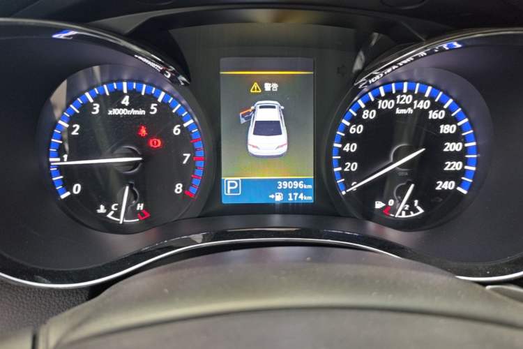 Used Venucia D60 2018 1.6L CVT Smart Connect Elite Edition Instrument Cluster