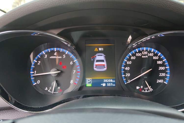 Used Venucia D60 2018 1.6L CVT Smart Connect Elite Edition Instrument Cluster