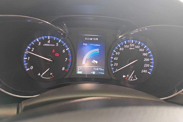 Used Venucia D60 2018 1.6L CVT Smart Connect Elite Edition Instrument Cluster