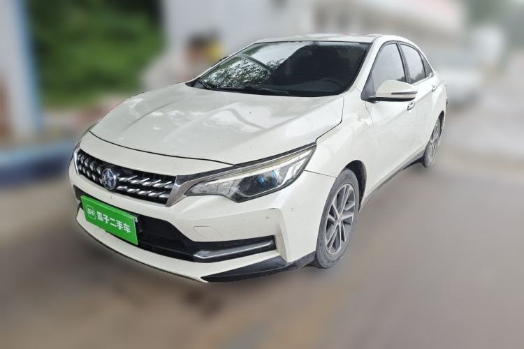 Used Venucia D60 2018 1.6L CVT Smart Connect Elite Edition Guazi used car, China used car export, Used car for sale, Used Venucia cars, Cheapest cars for sale