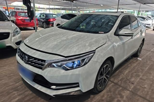 Used Venucia D60 2018 1.6L CVT Smart Connect Elite Edition