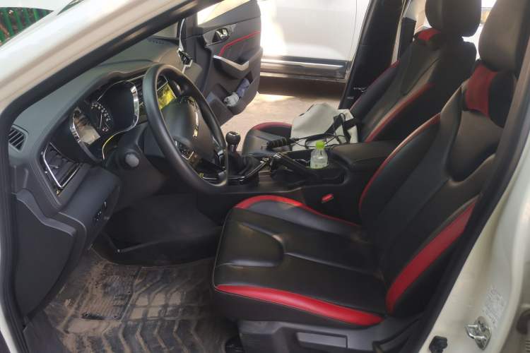 Used Venucia D60 2018 1.6L Manual Smart Connect Elite Edition Left Front Seat