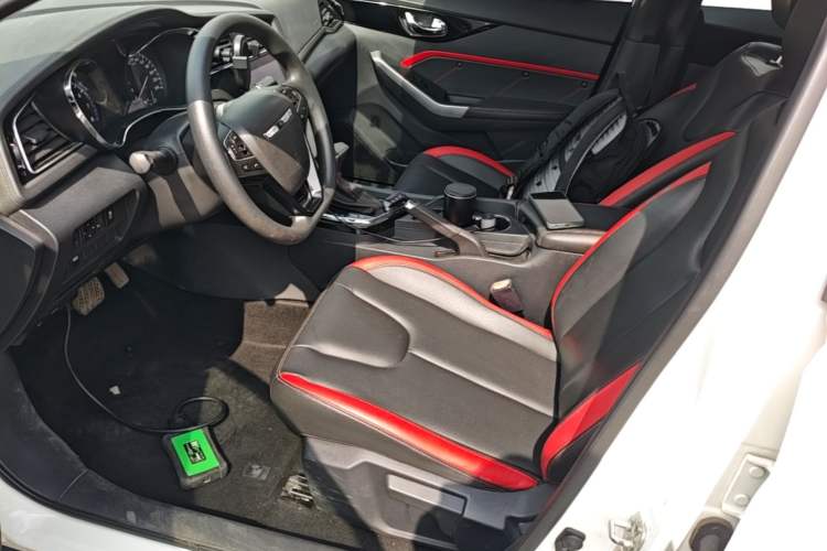 Used Venucia D60 2018 1.6L CVT Smart Connect Elite Edition Left Front Seat