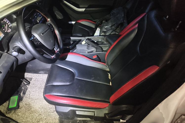 Used Venucia D60 2018 1.6L CVT Smart Connect Elite Edition Left Front Seat
