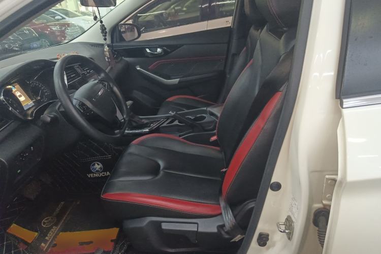 Used Venucia D60 2018 1.6L CVT Smart Connect Elite Edition Left Front Seat