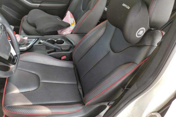 Used Venucia D60 2018 1.6L CVT Smart Connect Luxury Edition Left Front Seat