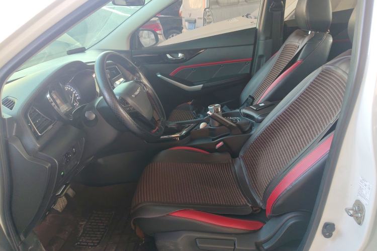 Used Venucia D60 2018 1.6L CVT Smart Connect Elite Edition Left Front Seat