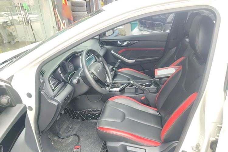 Used Venucia D60 2018 1.6L CVT Smart Connect Elite Edition Left Front Seat