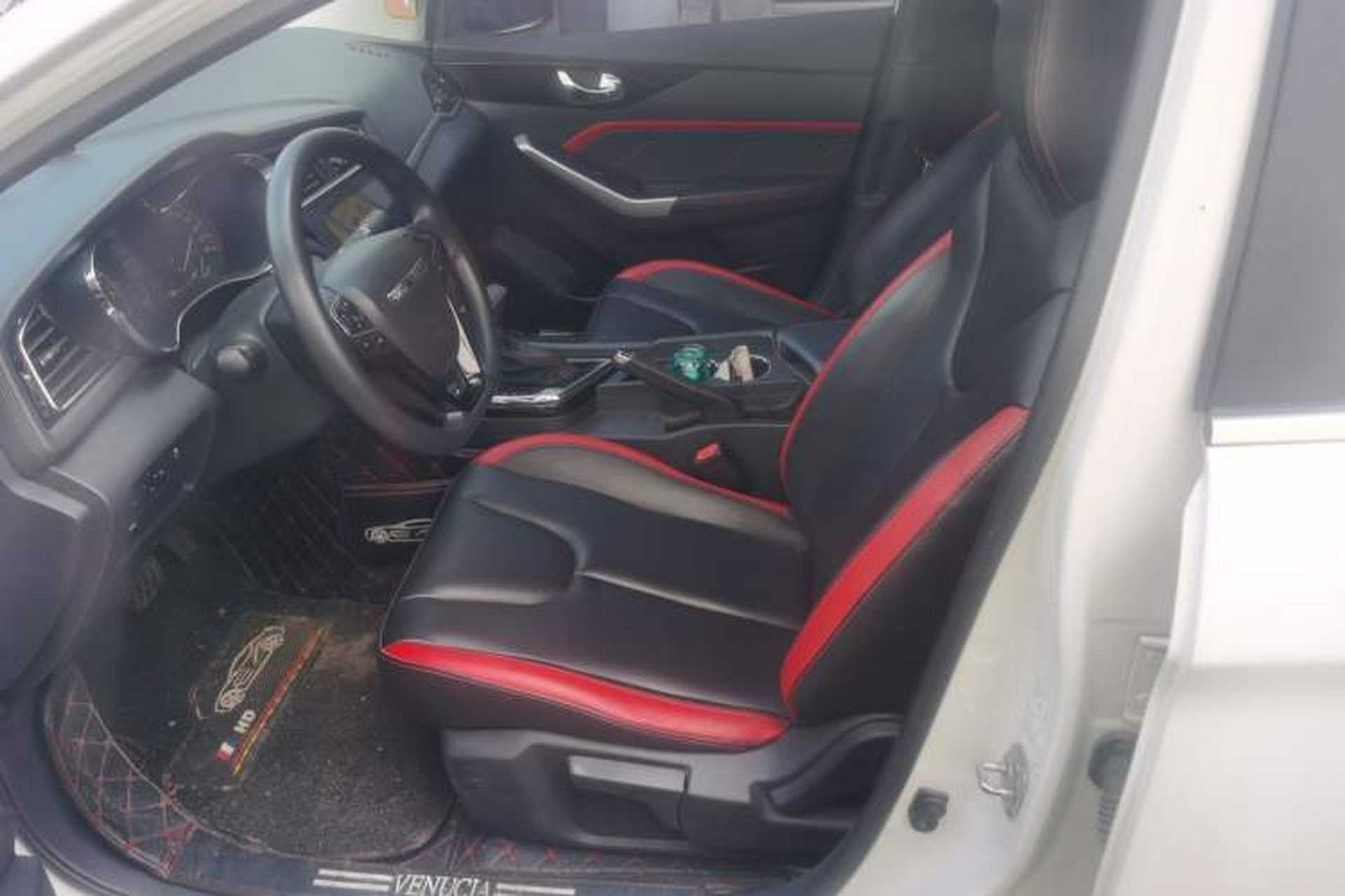 Used Venucia D60 2018 1.6L CVT Smart Connect Elite Edition Left Front Seat