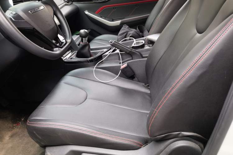 Used Venucia D60 2018 1.6L Manual Comfort Edition Left Front Seat