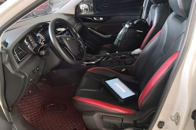 Used Venucia D60 2018 1.6L CVT Smart Connect Elite Edition Left Front Seat
