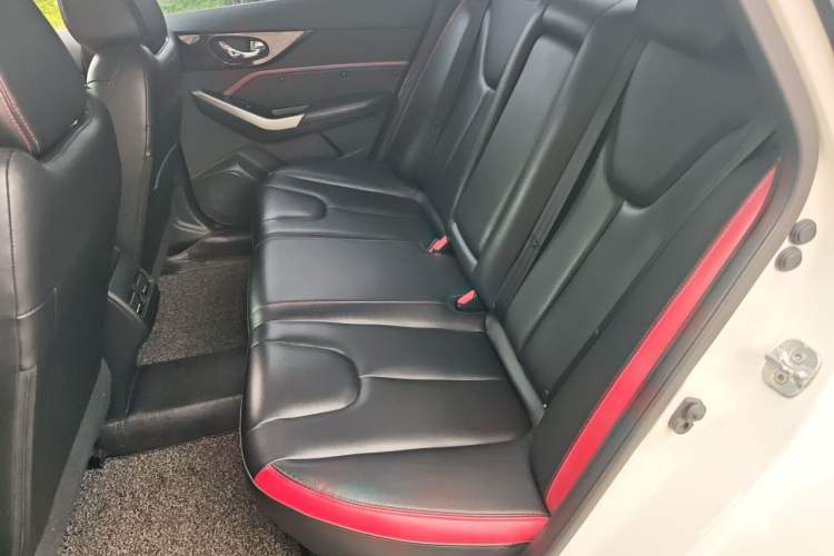 Used Venucia D60 2018 1.6L CVT Smart Connect Elite Edition Left Rear Seat