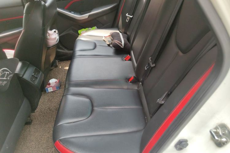 Used Venucia D60 2018 1.6L CVT Smart Connect Elite Edition Left Rear Seat