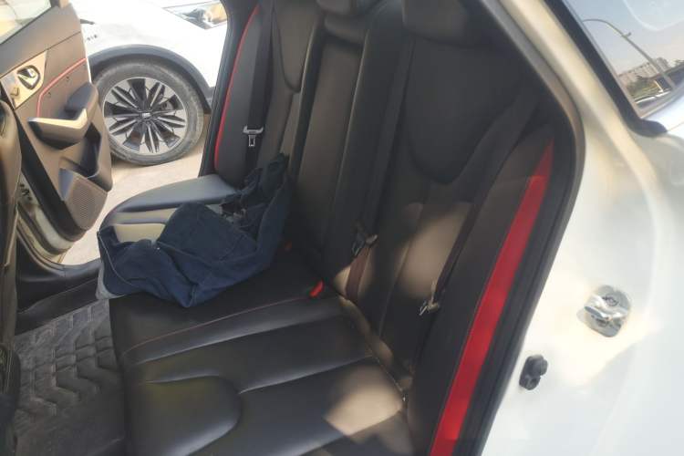 Used Venucia D60 2018 1.6L Manual Smart Connect Elite Edition Left Rear Seat