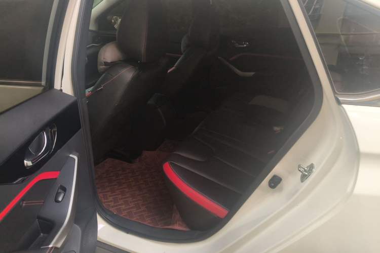 Used Venucia D60 2018 1.6L CVT Smart Connect Elite Edition Left Rear Seat