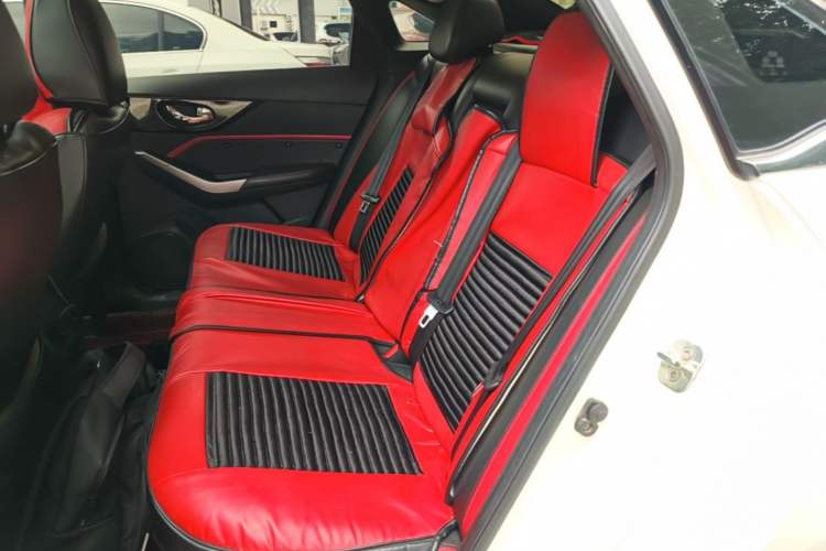 Used Venucia D60 2018 1.6L CVT Smart Connect Elite Edition Left Rear Seat