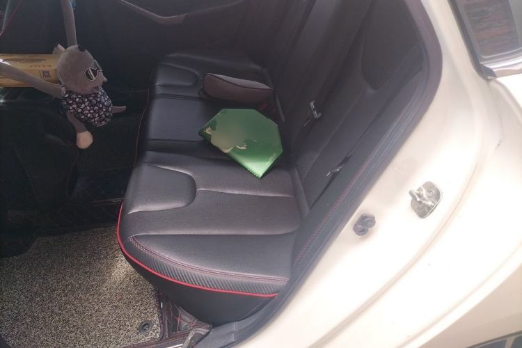 Used Venucia D60 2018 1.6L CVT Smart Connect Luxury Edition Left Rear Seat