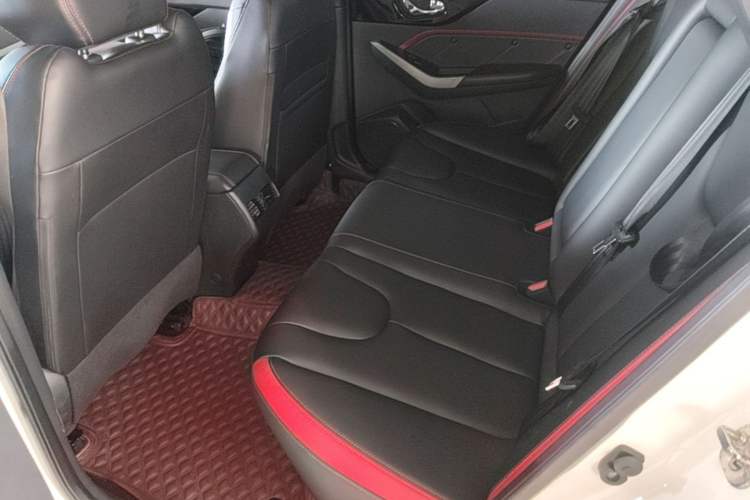 Used Venucia D60 2018 1.6L CVT Smart Connect Elite Edition Left Rear Seat