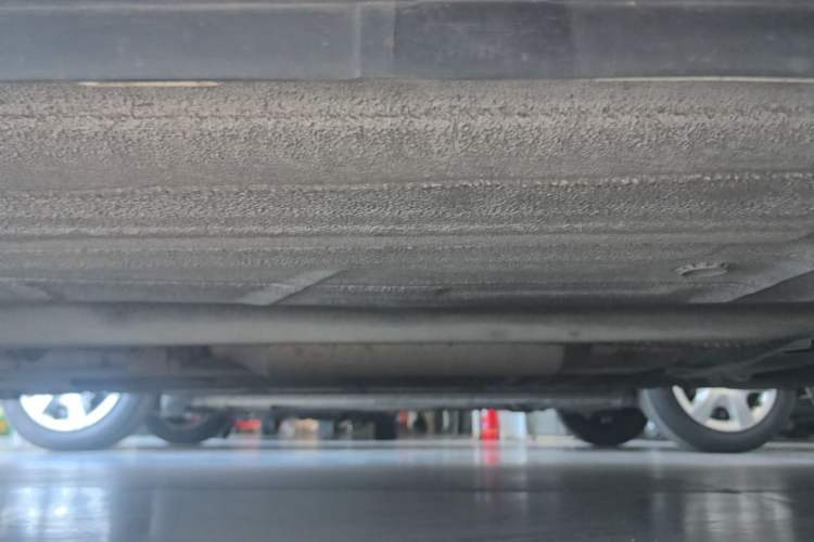 Used Venucia D60 2018 1.6L CVT Smart Connect Elite Edition Left Side Sill