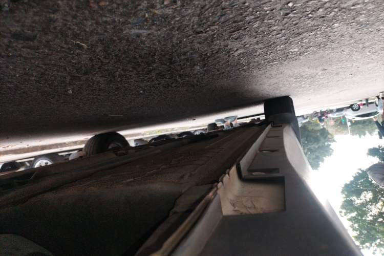Used Venucia D60 2018 1.6L CVT Smart Connect Elite Edition Left Side Sill