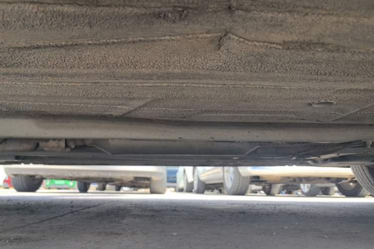 Used Venucia D60 2018 1.6L Manual Smart Connect Elite Edition Left Side Sill