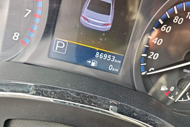 Used Venucia D60 2018 1.6L CVT Smart Connect Elite Edition Odometer Close Up