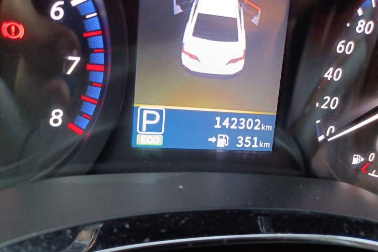 Used Venucia D60 2018 1.6L CVT Smart Connect Luxury Edition Odometer Close Up