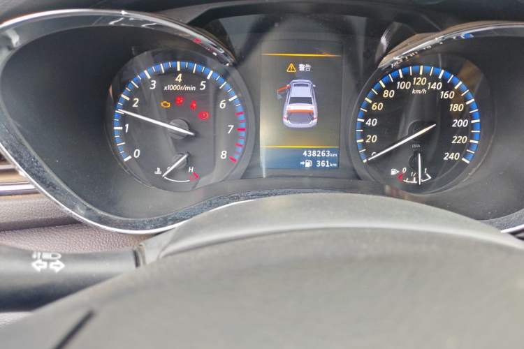 Used Venucia D60 2018 1.6L Manual Smart Connect Elite Edition Odometer Close Up
