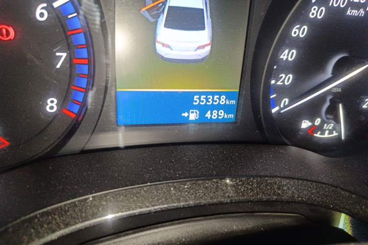 Used Venucia D60 2018 1.6L Manual Smart Connect Elite Edition Odometer Close Up