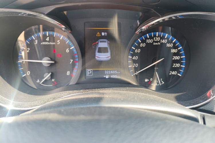 Used Venucia D60 2018 1.6L CVT Smart Connect Elite Edition Odometer Close Up