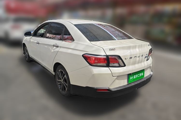 Used Venucia D60 2018 1.6L CVT Smart Connect Elite Edition Rear Left 45 Deg