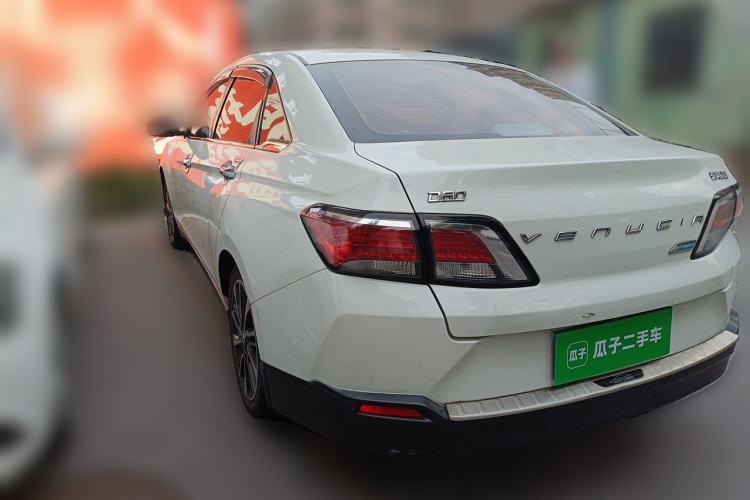 Used Venucia D60 2018 1.6L CVT Smart Connect Luxury Edition Rear Left 45 Deg