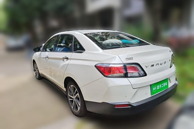 Used Venucia D60 2018 1.6L Manual Smart Connect Elite Edition Rear Left 45 Deg