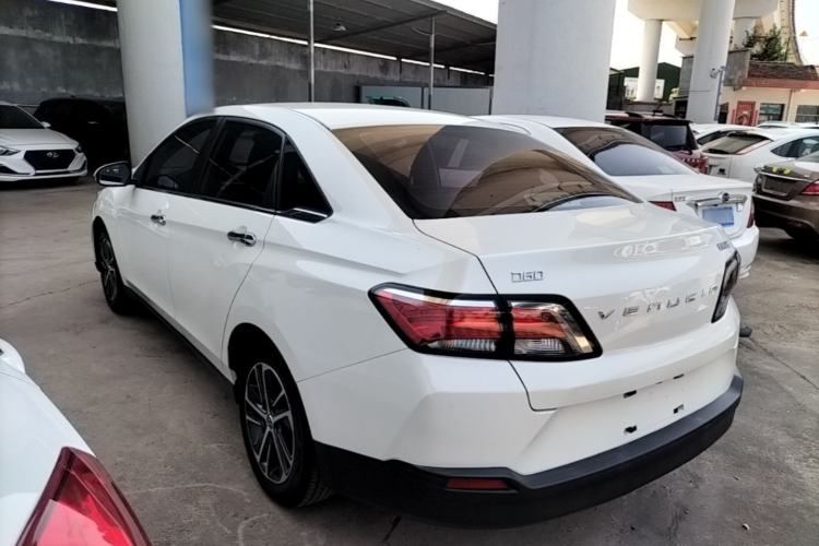 Used Venucia D60 2018 1.6L Manual Smart Connect Elite Edition Rear Left 45 Deg