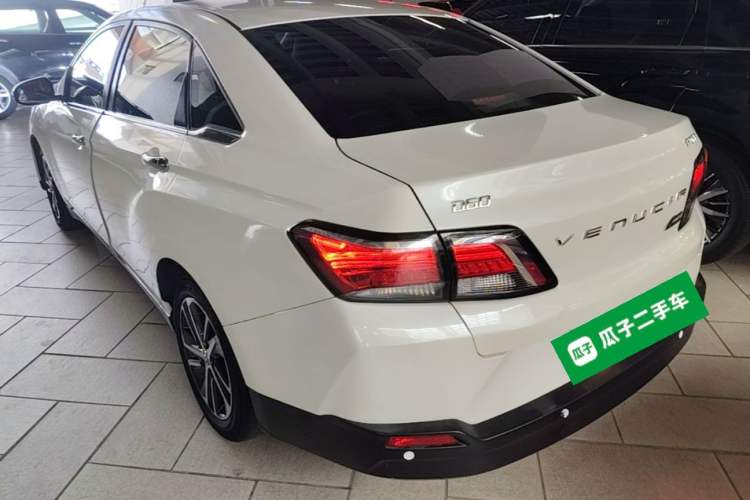 Used Venucia D60 2018 1.6L CVT Smart Connect Elite Edition Rear Left 45 Deg