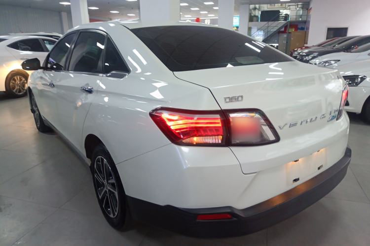 Used Venucia D60 2018 1.6L CVT Smart Connect Elite Edition Rear Left 45 Deg