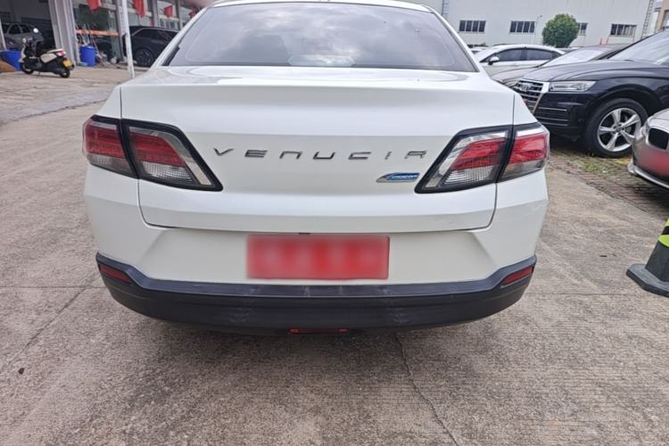 Used Venucia D60 2018 1.6L CVT Smart Connect Luxury Edition Rear